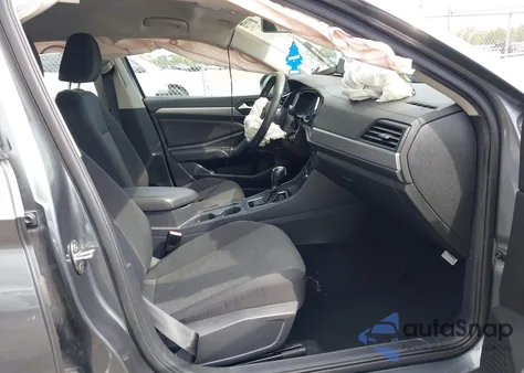 2019 Volkswagen Jetta 1.4T R-Line/1.4T S/1.4T Se z USA, uszkodzony, nr VIN 3VWC57BU6KM179682